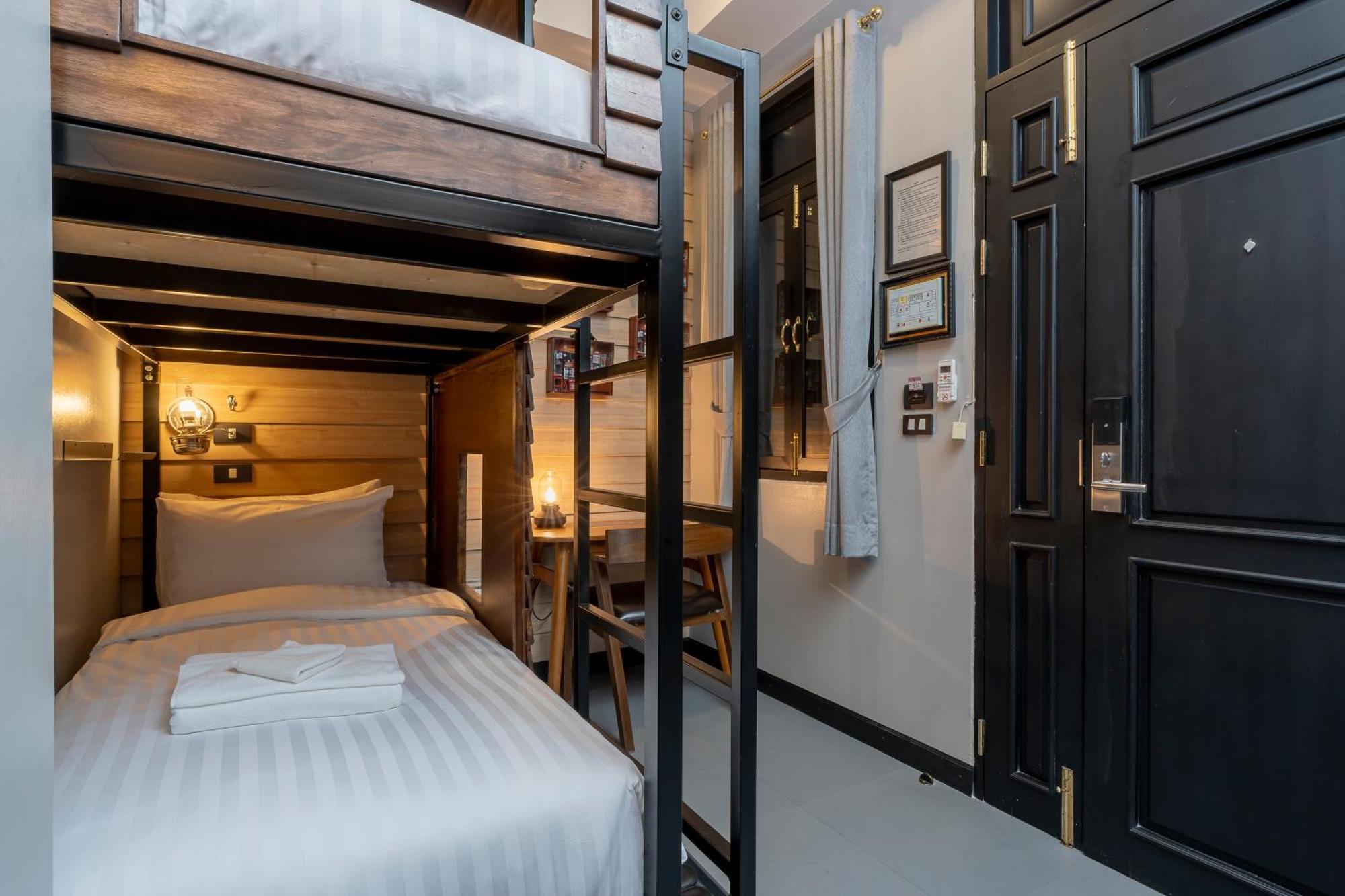 De Phanakron Boutique Hotel Бангкок Екстер'єр фото